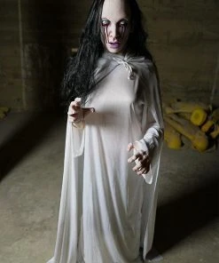 Distortions Unlimited La Llorona